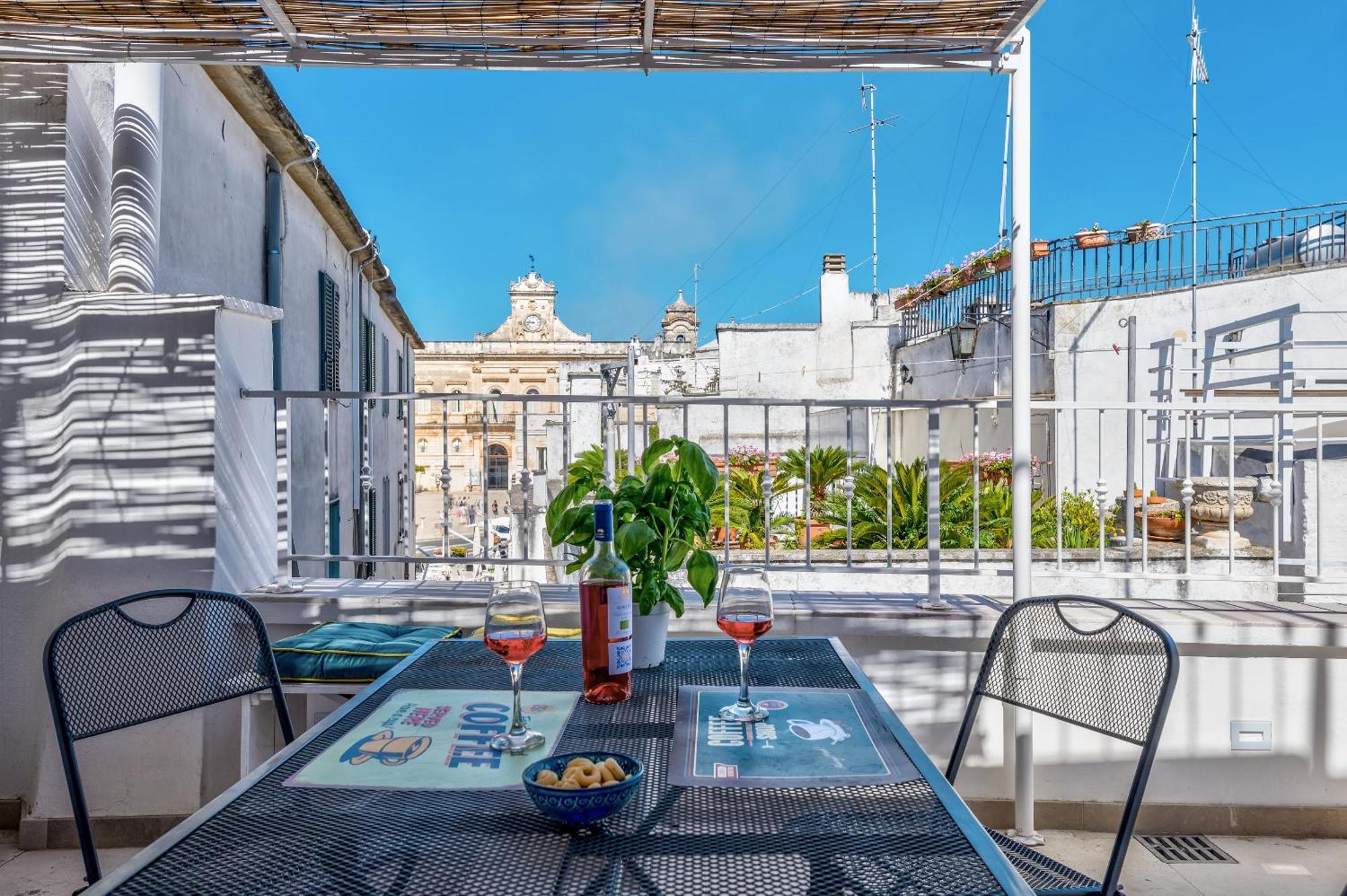 Ostuni Style - 2 Terraces With Sea Views Apartment Exterior photo